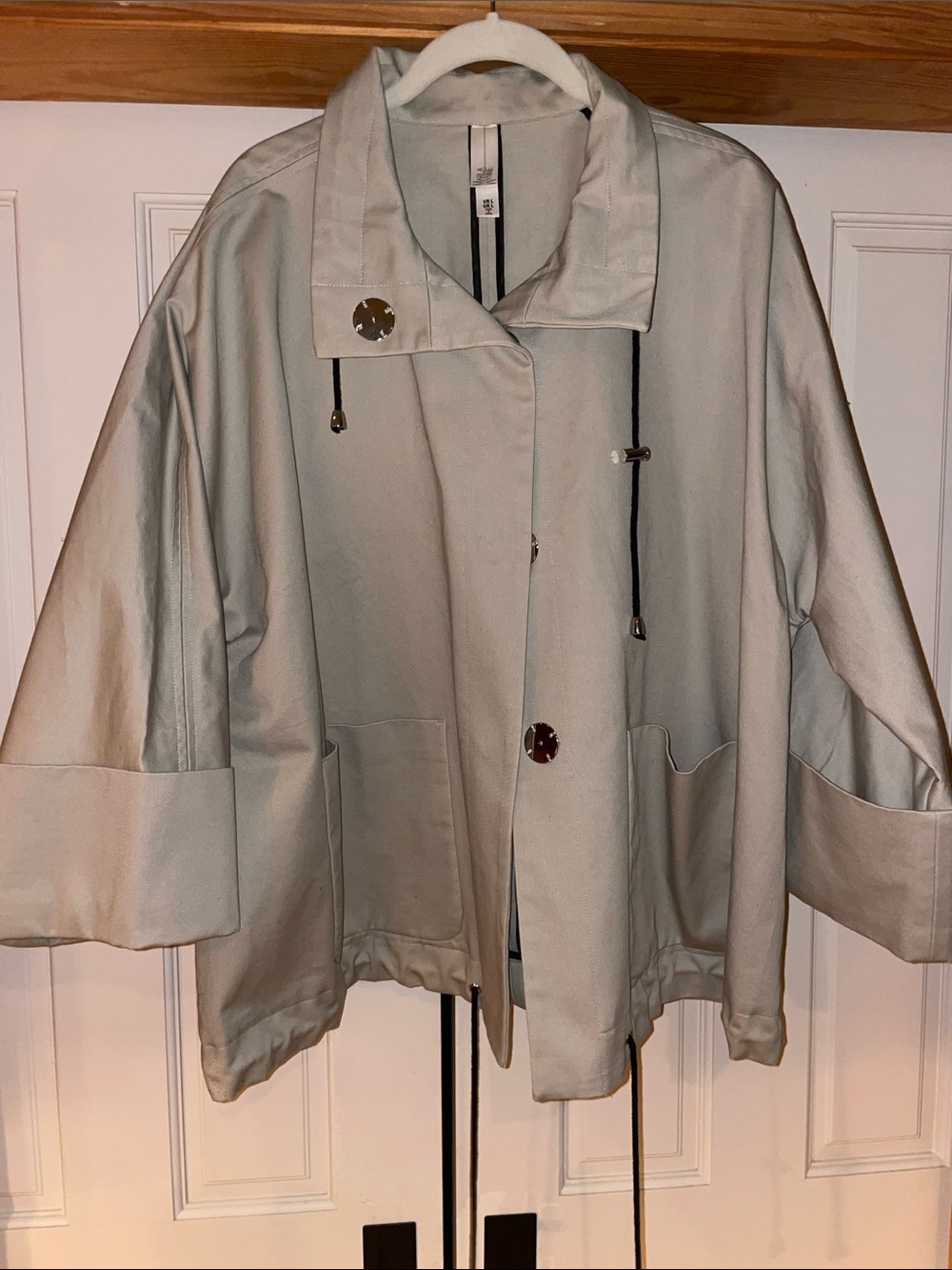 MarlaWynne Light Gray Trench Jacket with Drawstring Details. Size L